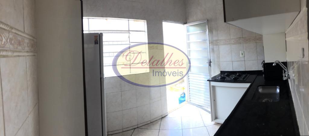 Casa à venda com 4 quartos, 252m² - Foto 4