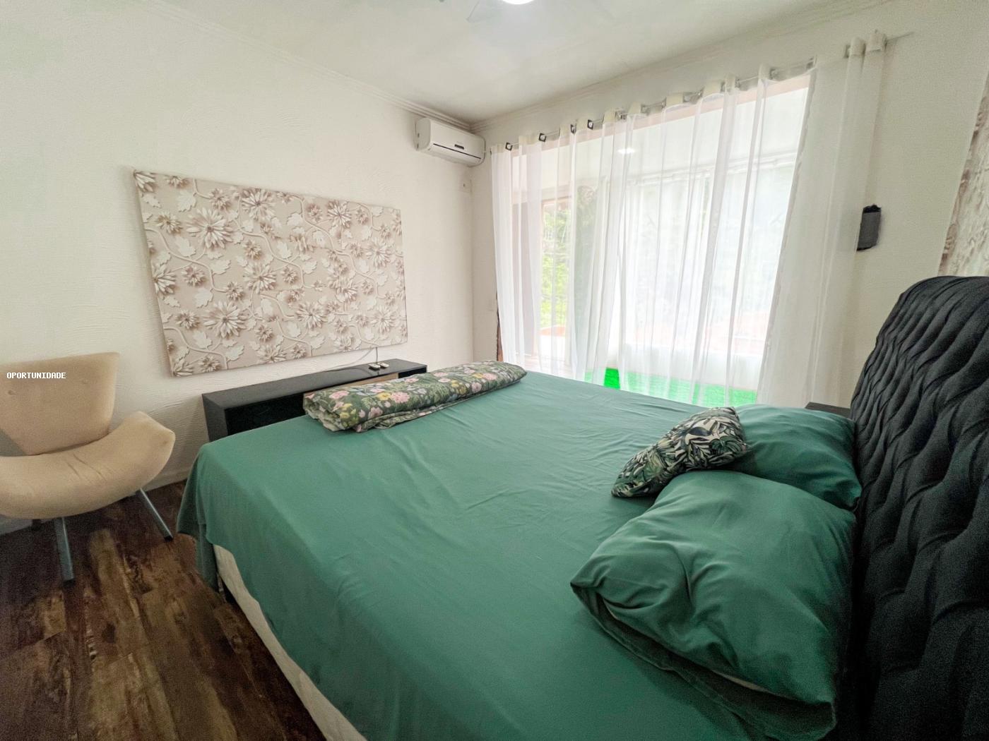 Casa para alugar com 5 quartos, 400m² - Foto 9