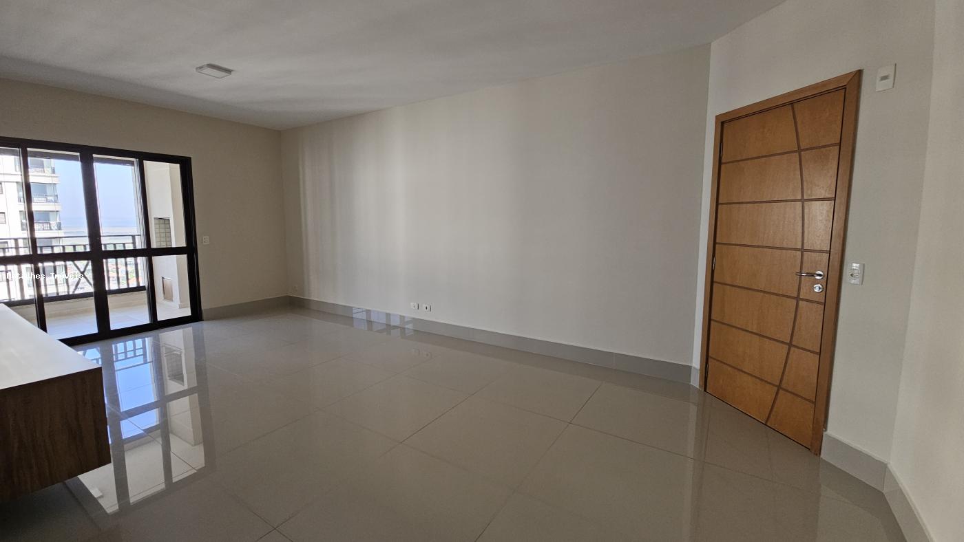Apartamento para alugar com 4 quartos, 157m² - Foto 1