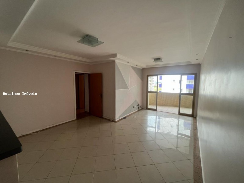 Apartamento para alugar com 3 quartos, 112m² - Foto 1