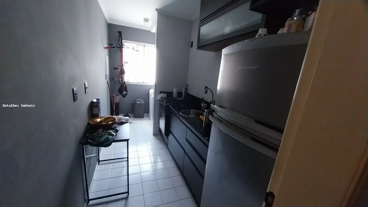 Apartamento à venda com 3 quartos, 80m² - Foto 3